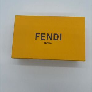 FENDI ROMA Baguette Chain Bag